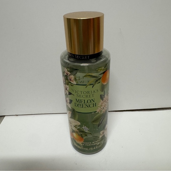 Victoria Secret Melon Drench Fragrance Mist 8.4 OZ - Picture 1 of 3